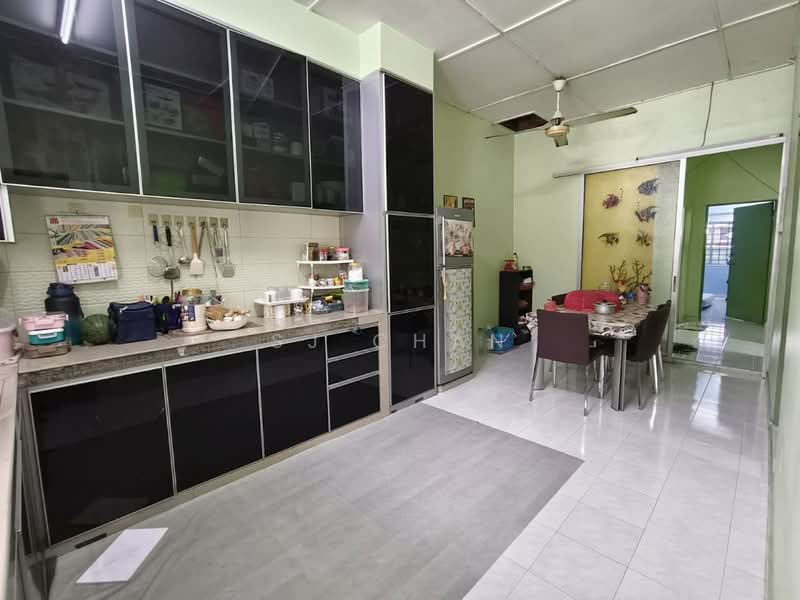 Rumah Teres 1-Tingkat untuk Dijual di Taman Kota Masai (Pasir Gudang) - SJ CHAN - Kitchen - PropertyGuru.com.my