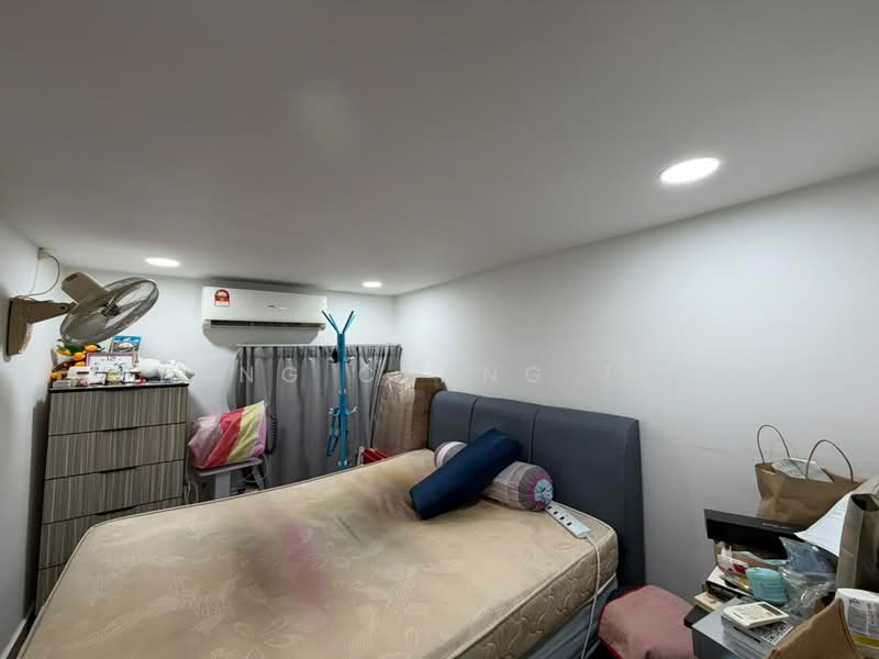 Rumah Teres 2-Tingkat untuk Dijual di Taman Mutiara Rini (Skudai) - Sheng Cheng Tiew - Bedroom - PropertyGuru.com.my