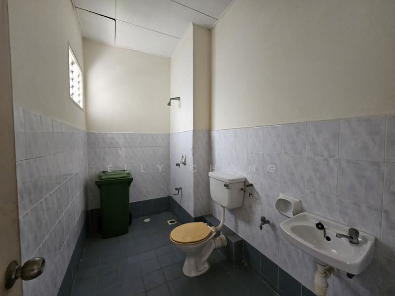 Terraced House for Sale in Alam Damai (Cheras) - Elly Chong - Bathroom - PropertyGuru.com.my