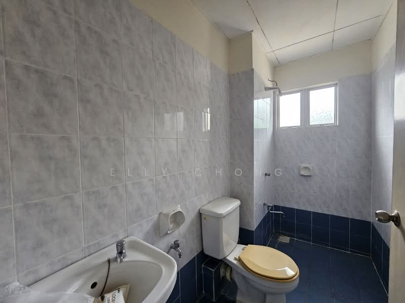Terraced House for Sale in Alam Damai (Cheras) - Elly Chong - Bathroom - PropertyGuru.com.my