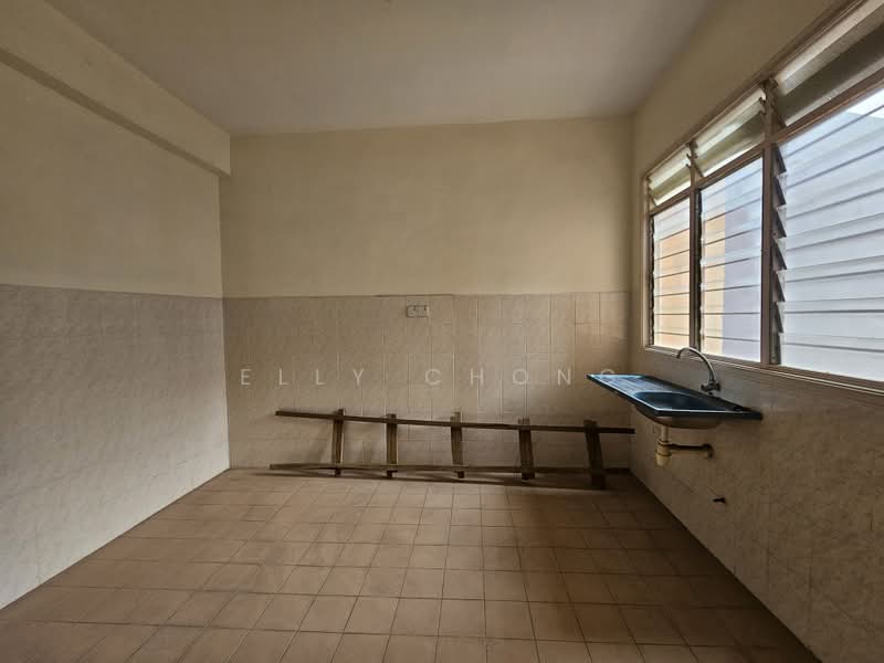 Terraced House for Sale in Alam Damai (Cheras) - Elly Chong - Kitchen - PropertyGuru.com.my