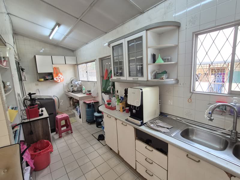 Rumah Teres 2-Tingkat untuk Dijual di SS2 (Petaling Jaya) - Ziyang Chen - Kitchen - PropertyGuru.com.my
