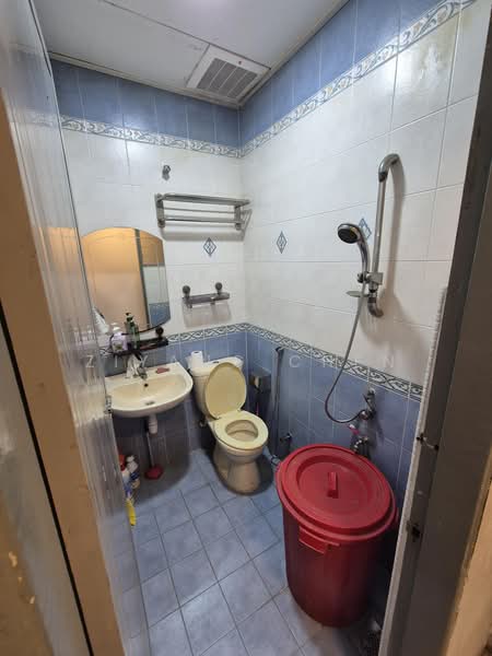 Rumah Teres 2-Tingkat untuk Dijual di SS2 (Petaling Jaya) - Ziyang Chen - Bathroom - PropertyGuru.com.my