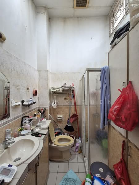 Rumah Teres 2-Tingkat untuk Dijual di SS2 (Petaling Jaya) - Ziyang Chen - Bathroom - PropertyGuru.com.my