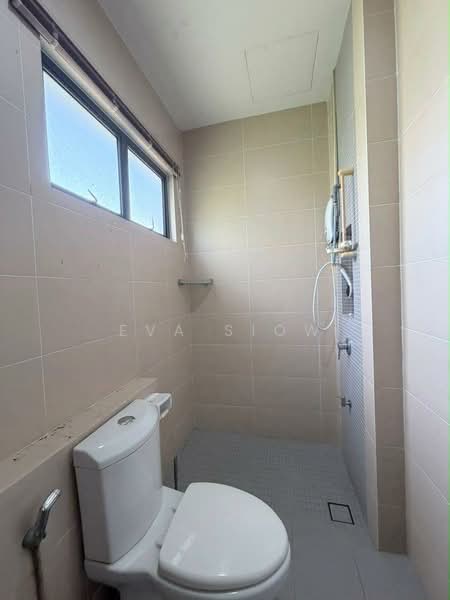 Semi-Detached House for Sale in East Ledang (Iskandar Puteri (Nusajaya)) - Eva Siow - Bathroom - PropertyGuru.com.my