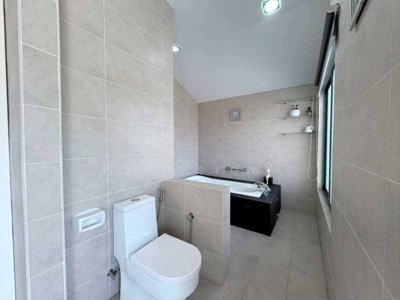 Semi-Detached House for Sale in East Ledang (Iskandar Puteri (Nusajaya)) - Eva Siow - Bathroom - PropertyGuru.com.my