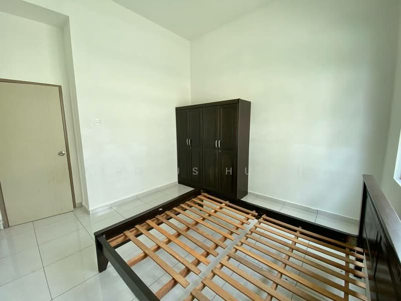 Bungalow House for Sale in Taman Bukit Senawang (Senawang) - Firdaus Husin - Bedroom - PropertyGuru.com.my
