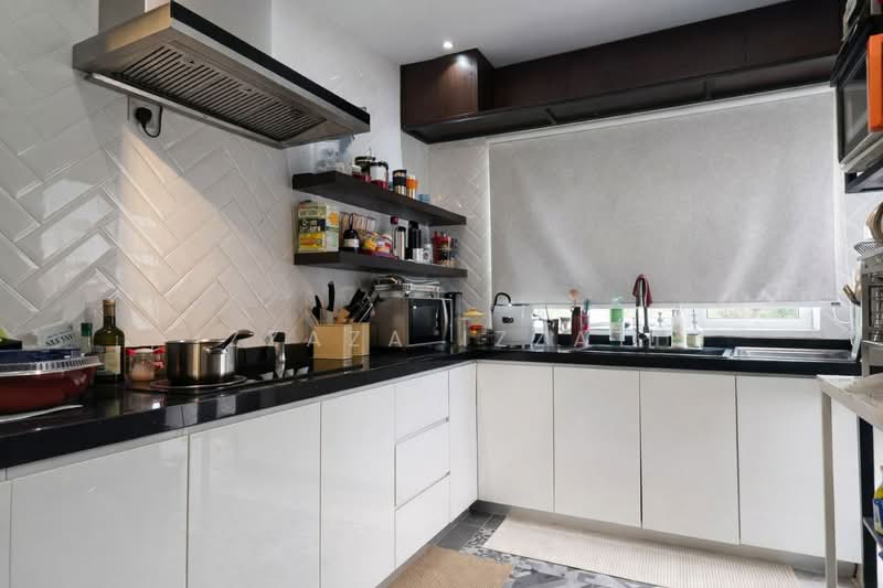 Rumah Teres 2.5-Tingkat untuk Dijual di Ukay Perdana (Ulu Kelang) - Izzaza Izzati - Kitchen - PropertyGuru.com.my