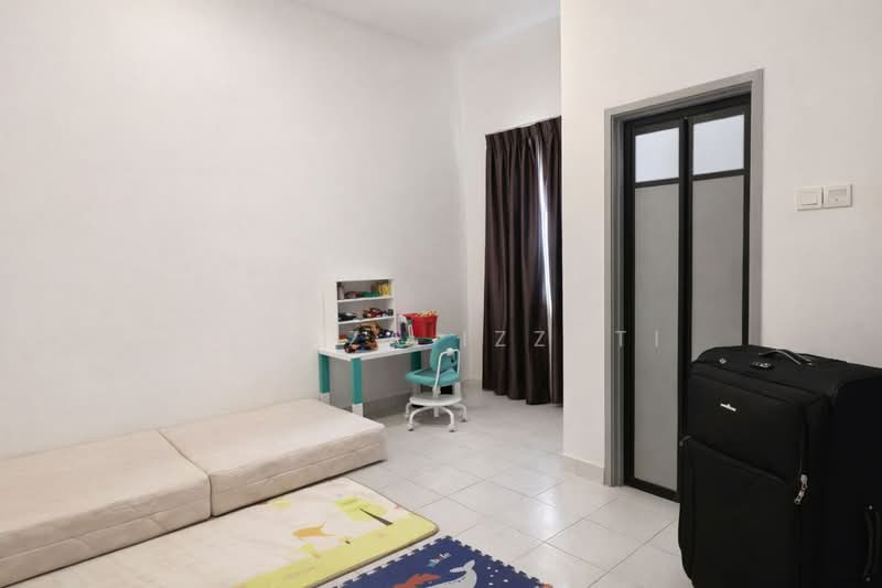 Rumah Teres 2.5-Tingkat untuk Dijual di Ukay Perdana (Ulu Kelang) - Izzaza Izzati - Study - PropertyGuru.com.my
