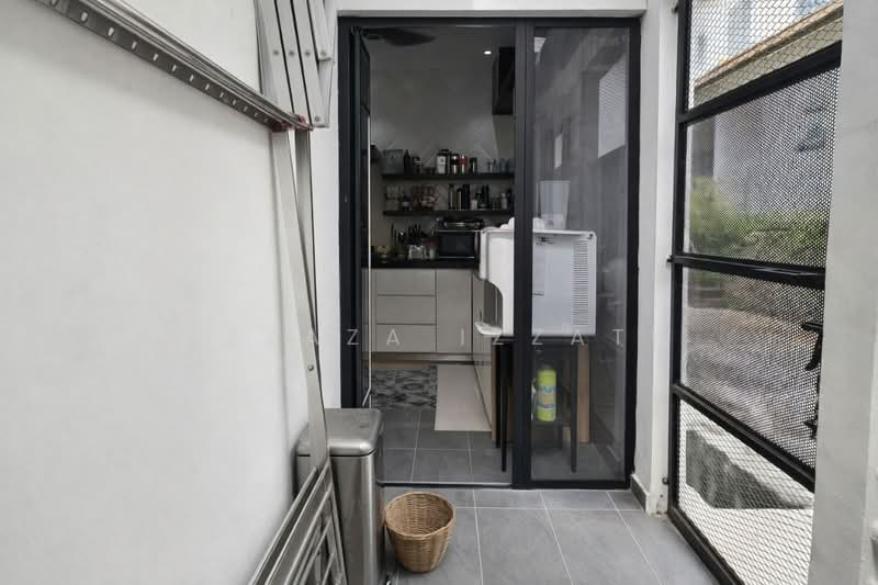 Rumah Teres 2.5-Tingkat untuk Dijual di Ukay Perdana (Ulu Kelang) - Izzaza Izzati - Kitchen - PropertyGuru.com.my