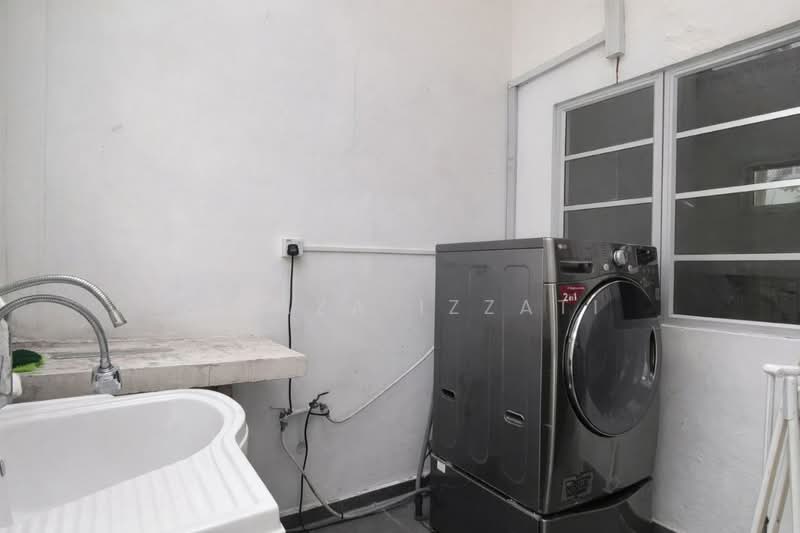 Rumah Teres 2.5-Tingkat untuk Dijual di Ukay Perdana (Ulu Kelang) - Izzaza Izzati - Interior - PropertyGuru.com.my