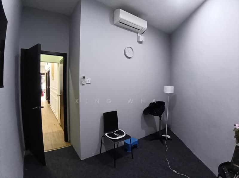 Kedai untuk Dijual di Wangsa Maju (Kuala Lumpur) - King Wha - Interior - PropertyGuru.com.my