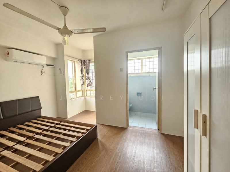 Kondominium untuk Disewa di Vista Perdana - Jeffrey Ooi - Bedroom - PropertyGuru.com.my
