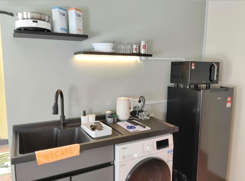 Service Residence for Sale at Bangsar Trade Centre (Pantai Plaza) - Honsa Ung - Kitchen - PropertyGuru.com.my