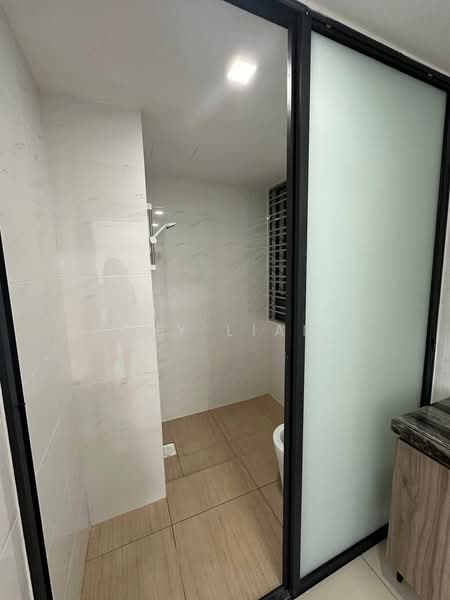 Service Residence for Rent at Country Garden Central Park - Ruby Liang - Bathroom - PropertyGuru.com.my