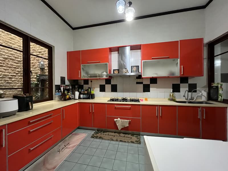 Rumah Teres 2-Tingkat untuk Dijual di Bukit Jelutong (Shah Alam) - Billy Lee - Kitchen - PropertyGuru.com.my