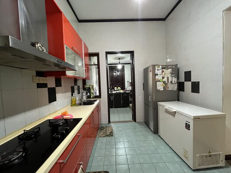Rumah Teres 2-Tingkat untuk Dijual di Bukit Jelutong (Shah Alam) - Billy Lee - Kitchen - PropertyGuru.com.my