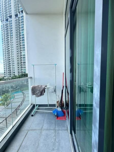 Rumah Teres untuk Disewa di Cahaya Kota Puteri (Masai) - Foo Jun Tao - Balcony - PropertyGuru.com.my