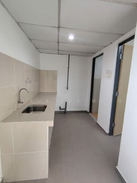 Bungalow House untuk Disewa di Taman Hoover (Ipoh) - Datuk Lee Heng - Kitchen - PropertyGuru.com.my