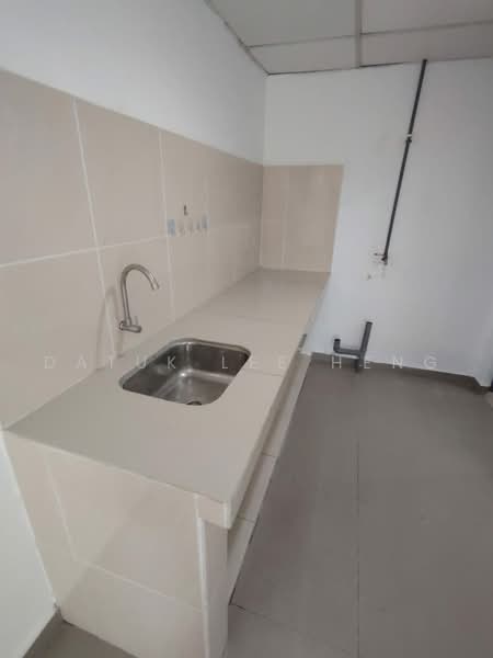 Bungalow House untuk Disewa di Taman Hoover (Ipoh) - Datuk Lee Heng - Kitchen - PropertyGuru.com.my