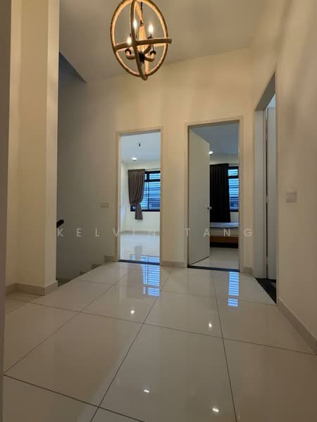 Rumah Teres untuk Dijual di Johor Bahru (Johor) - Kelvin Tang - Corridor - PropertyGuru.com.my