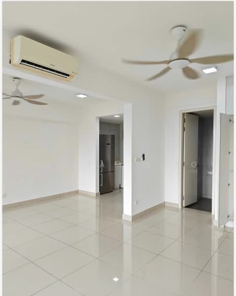 Kondominium untuk Dijual di Nadayu63 - William Wong - Living Room - PropertyGuru.com.my