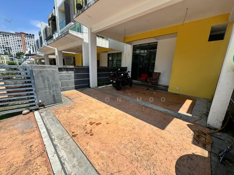 3-storey Terraced House for Sale in Ampang (Selangor) - Welson Moo - Exterior - PropertyGuru.com.my