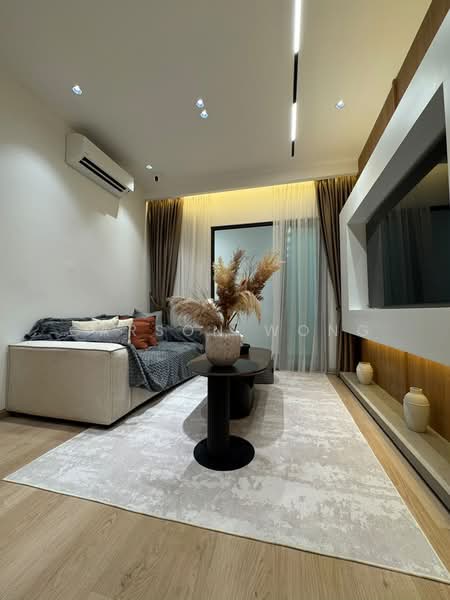 Kondominium untuk Dijual di Armani Avani Residence - Carson Wong - Living Room - PropertyGuru.com.my