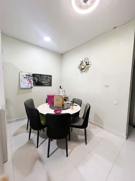 2-storey Terraced House for Sale in Setia Tropika (Johor Bahru) - Iden Tan - Dining Room - PropertyGuru.com.my