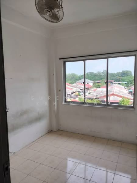 Apartment for Sale at Pangsapuri Seri Proton - Surendran Karapiah - Interior - PropertyGuru.com.my