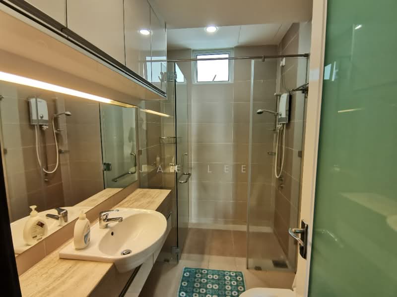 Kediaman Servis untuk Disewa di Summerton - Jae Lee - Bathroom - PropertyGuru.com.my
