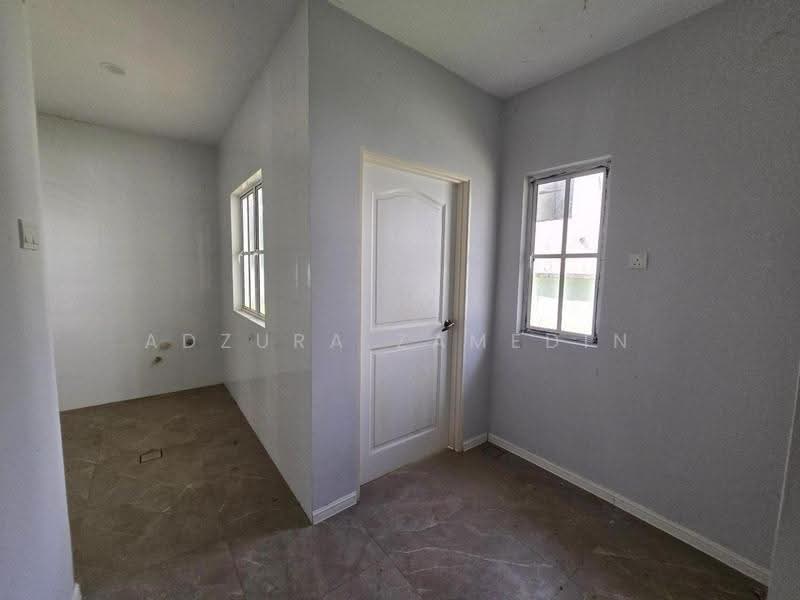 Bungalow House untuk Dijual di Bandar Bukit Mahkota (Bangi) - Adzura Zamedin - Interior - PropertyGuru.com.my