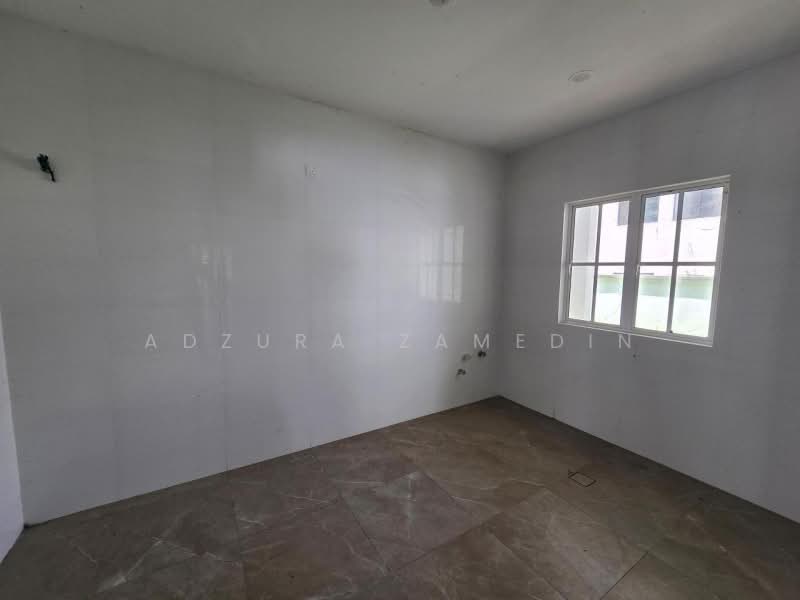 Bungalow House untuk Dijual di Bandar Bukit Mahkota (Bangi) - Adzura Zamedin - Interior - PropertyGuru.com.my