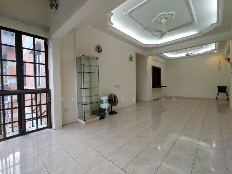 Kondominium untuk Dijual di Forest Green - Catherine Tan - Living Room - PropertyGuru.com.my