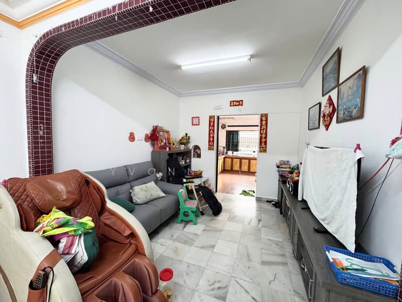Rumah Teres 2-Tingkat untuk Dijual di Taman Desa Cemerlang (Ulu Tiram) - Yvonne Lim - PropertyGuru.com.my