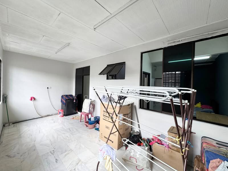 Rumah Teres 2-Tingkat untuk Dijual di Taman Desa Cemerlang (Ulu Tiram) - Yvonne Lim - PropertyGuru.com.my