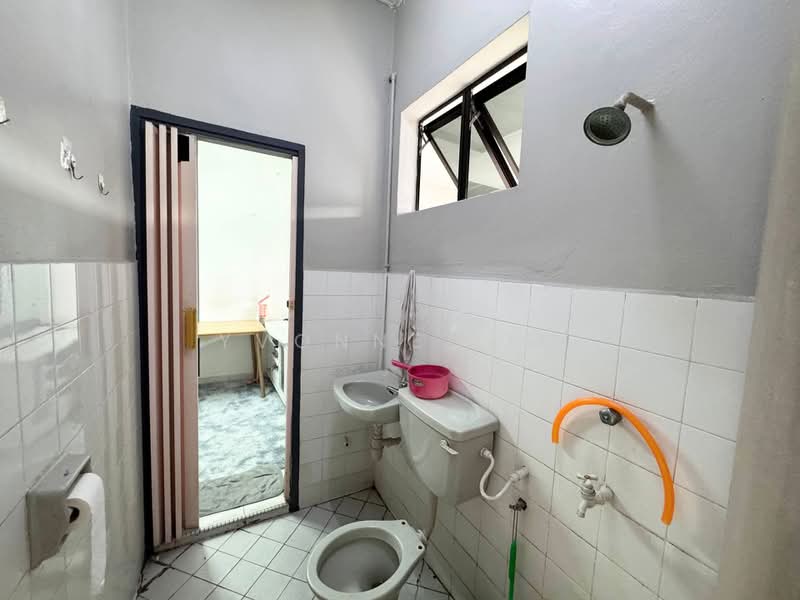 Rumah Teres 2-Tingkat untuk Dijual di Taman Desa Cemerlang (Ulu Tiram) - Yvonne Lim - PropertyGuru.com.my