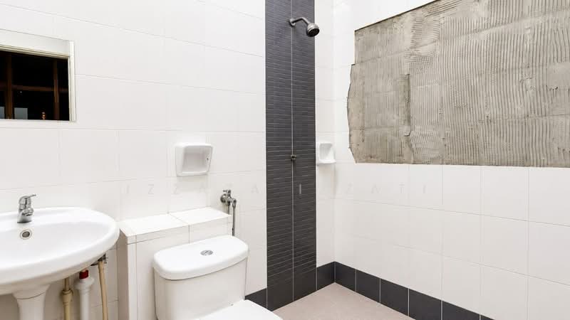 Pangsapuri untuk Dijual di Kasturi Idaman - Izzaza Izzati - Bathroom - PropertyGuru.com.my
