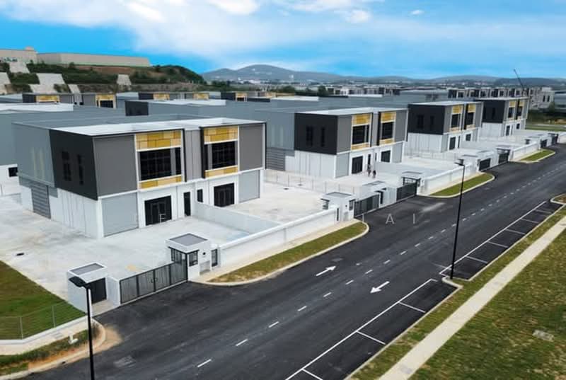 Kilang Berkembar untuk Disewa di Puncak Alam (Selangor) - Benjamin Lai - Exterior - PropertyGuru.com.my