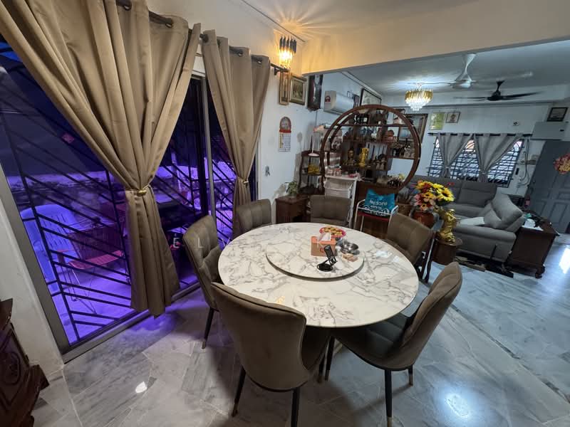 Terraced House for Sale in Bandar Country Homes (Rawang) - Elvis Kok - Dining Room - PropertyGuru.com.my