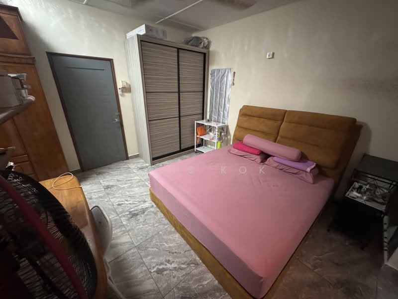 Terraced House for Sale in Bandar Country Homes (Rawang) - Elvis Kok - Bedroom - PropertyGuru.com.my