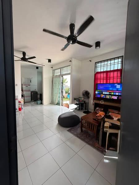 Semi-Detached House for Sale in Taman Mutiara Rini (Skudai) - Sharon Ng - Living Room - PropertyGuru.com.my