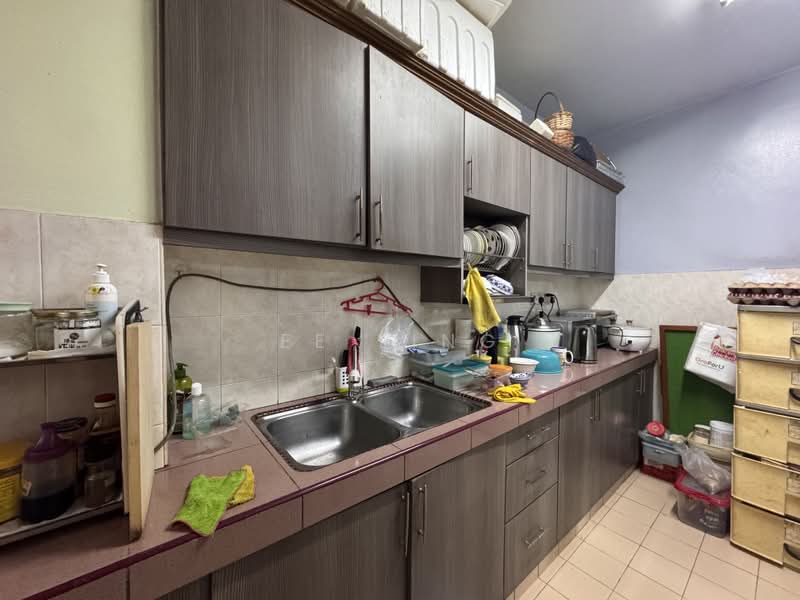 Apartment for Sale at Sri Pinang Apartment - EE Ling - Kitchen - PropertyGuru.com.my