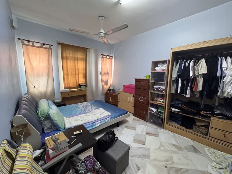 Apartment for Sale at Sri Pinang Apartment - EE Ling - Bedroom - PropertyGuru.com.my