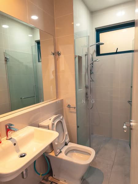 Kondominium untuk Dijual di Waltz Residences - John Ng - Bathroom - PropertyGuru.com.my