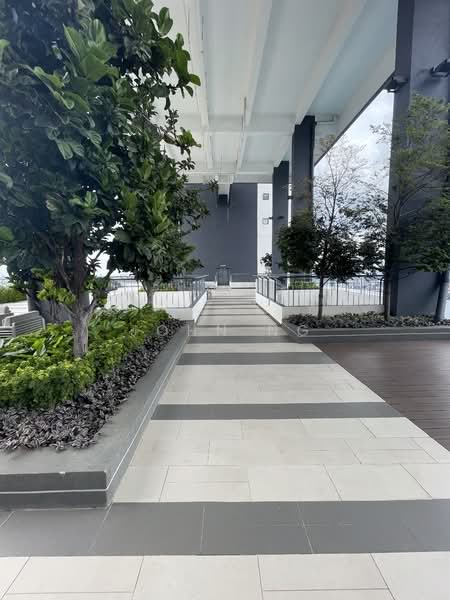 Kondominium untuk Dijual di Waltz Residences - John Ng - Swimming Pool Facilities Floor - PropertyGuru.com.my