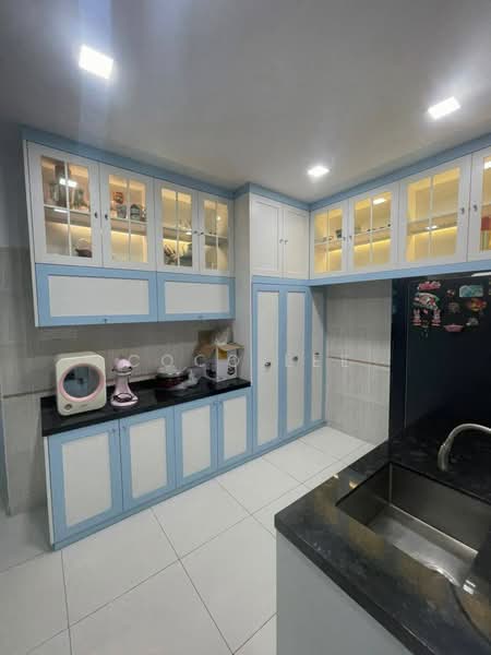 Cluster House for Sale in Bukit Indah (Iskandar Puteri (Nusajaya)) - Coco Lee - Kitchen - PropertyGuru.com.my