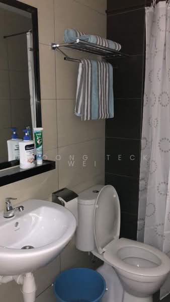 Service Residence for Rent at Emerald 9 - Choong Teck Wei - Bathroom - PropertyGuru.com.my