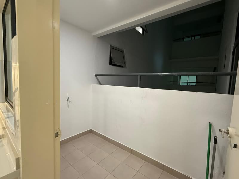 Kondominium untuk Disewa di Brezza Hill - Jing Xiong Lim - Balcony - PropertyGuru.com.my