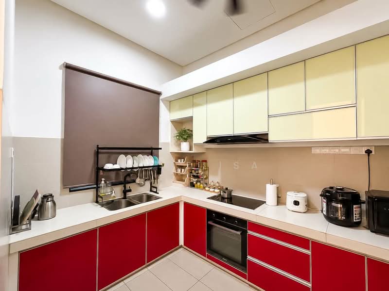 3-storey Terraced House for Sale in Bandar Putra Permai (Seri Kembangan) - N. Melisa - Kitchen - PropertyGuru.com.my